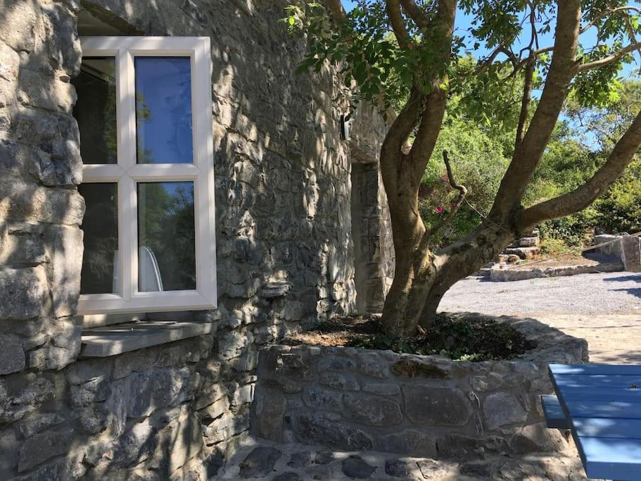 Fermoyle Properties Glynn'S Cottage Fanore エクステリア 写真