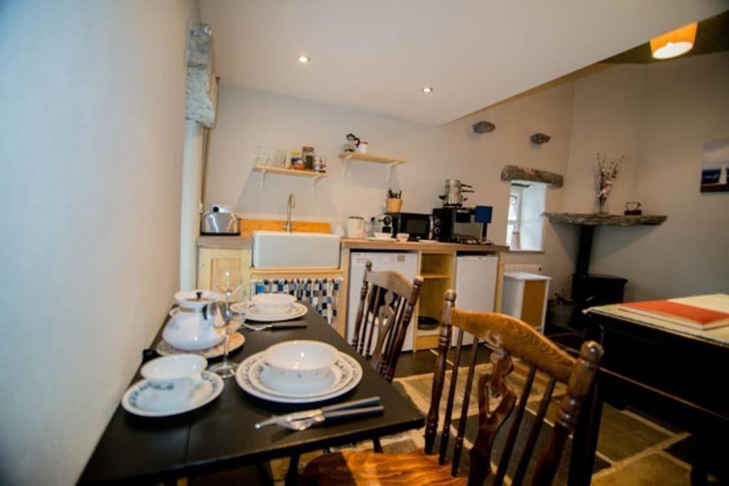 Fermoyle Properties Glynn'S Cottage Fanore エクステリア 写真